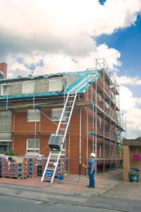 Toplift Schraegaufzug Fahrschlitten Baustelle mieten Duesseldorf