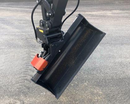 grabenraeumloeffel-ms01-schwenkbar_1