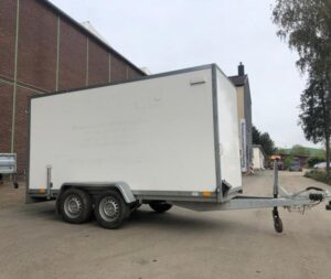 Kofferanhänger 3,6 Meter Länge und 1,77 Meter Breite zur Miete bei VIPA-Rent in Düsseldorf
