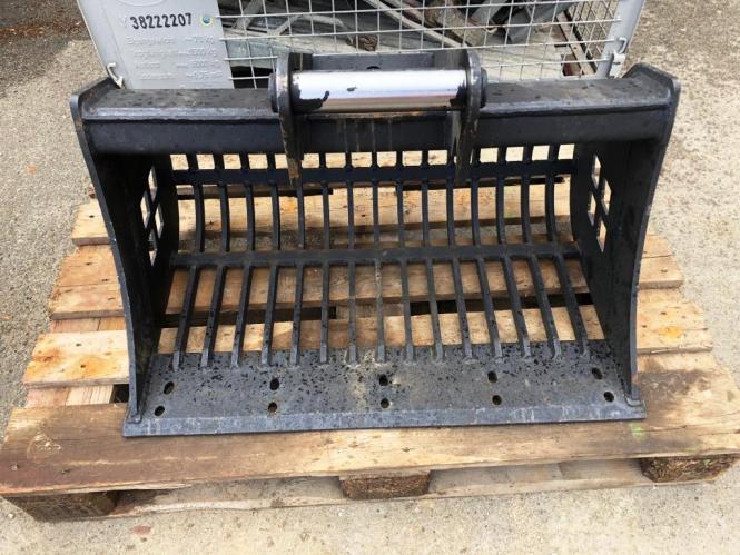 siebloeffel-minibagger-mieten_1